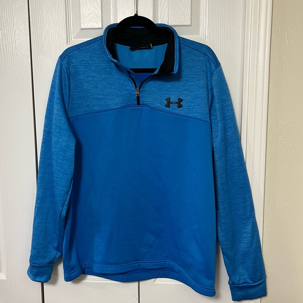 Under Armour Men’s blue quarter zip - size Large
